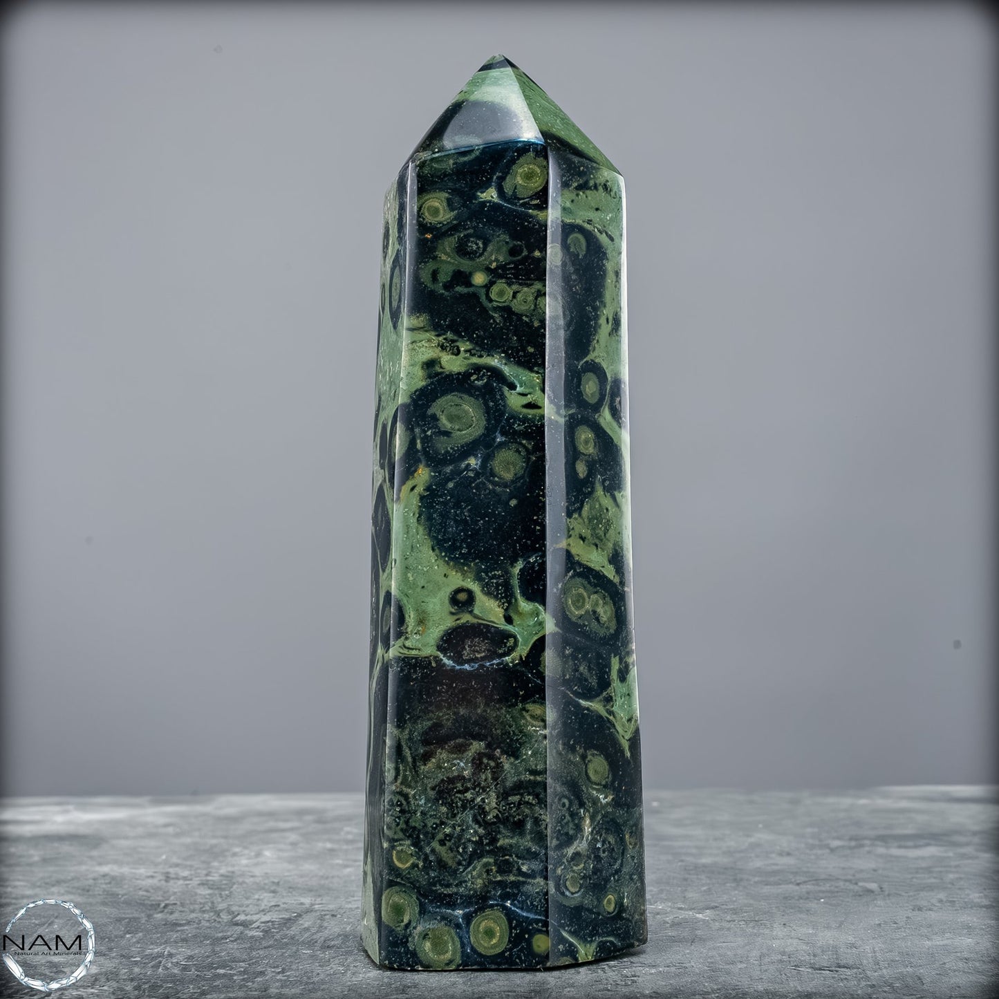 Natürlicher  Kambaba-Jaspis Obelisk - 588,16g