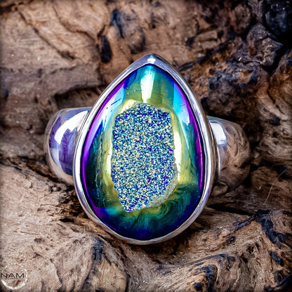 Aura-Amethyst Ring aus 925er Silber – 6,36g 31,8ct