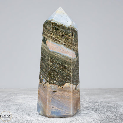 Natürlicher Ocean Jasper Kristall-Obelisk - 563,37g