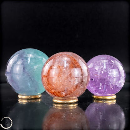 Dreiklang der Energie – Feuerquarz, Amethyst & Fluorit Kugel-Set - 650,27g