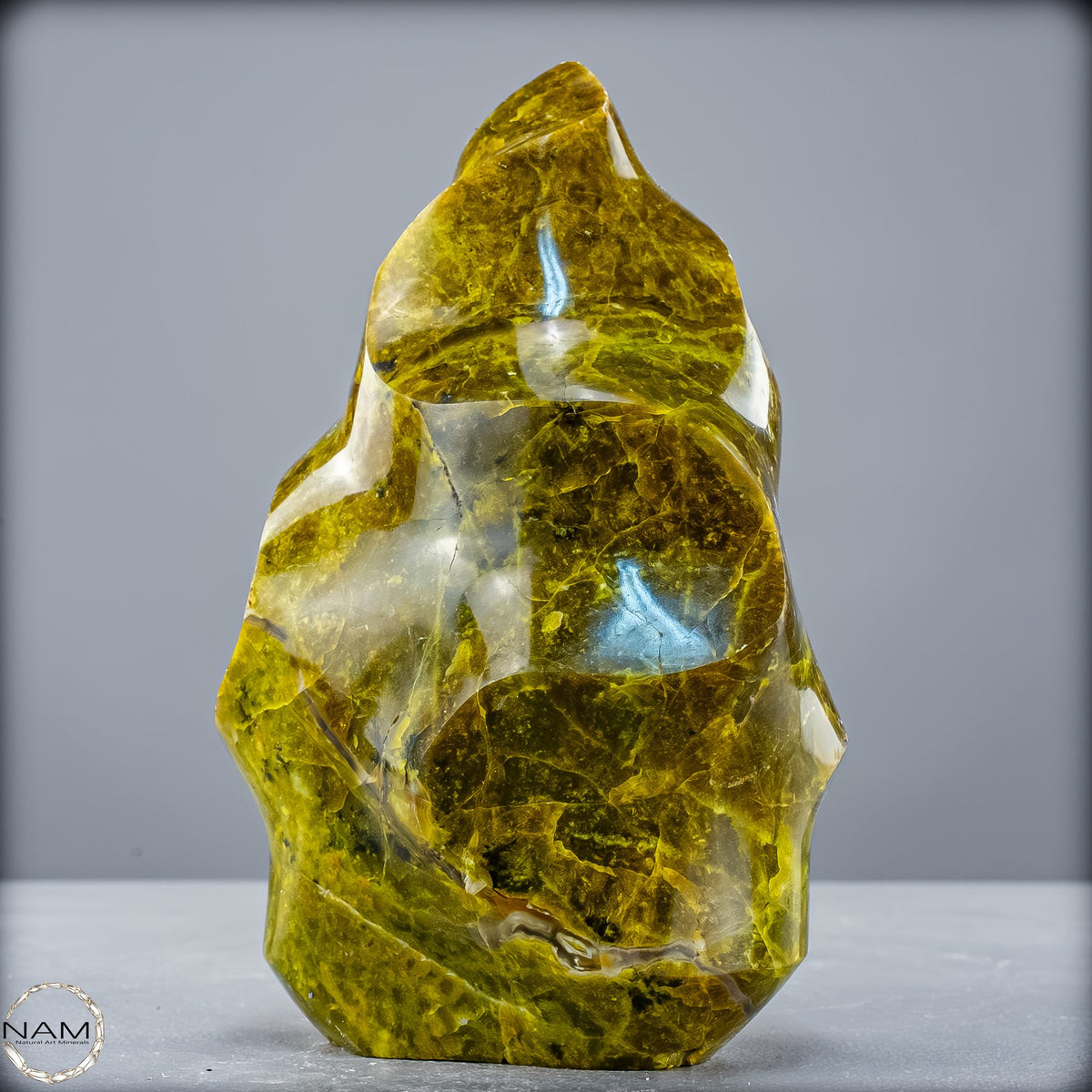 Natürliche Grüner Opal-Kristall Flamme - 894,74g