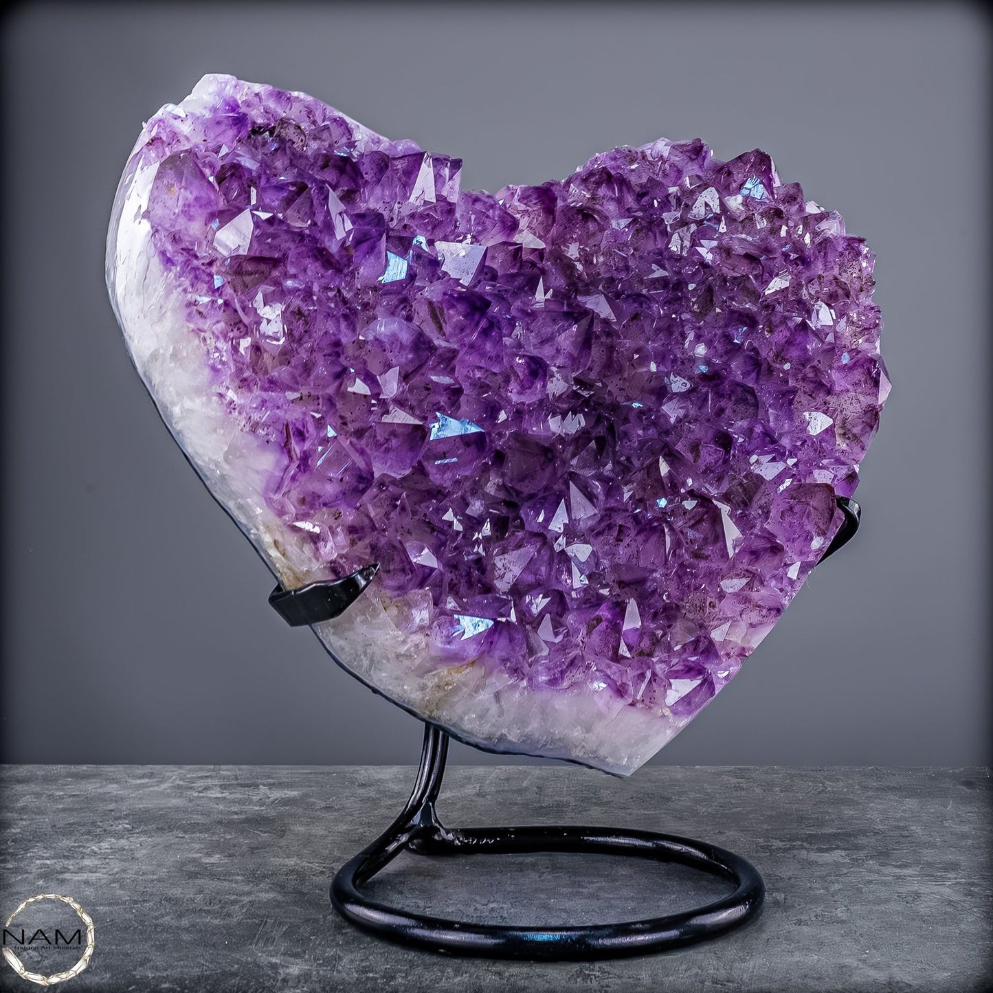 Natürlicher Amethyst-Herz Druse auf Ständer –7558,16g