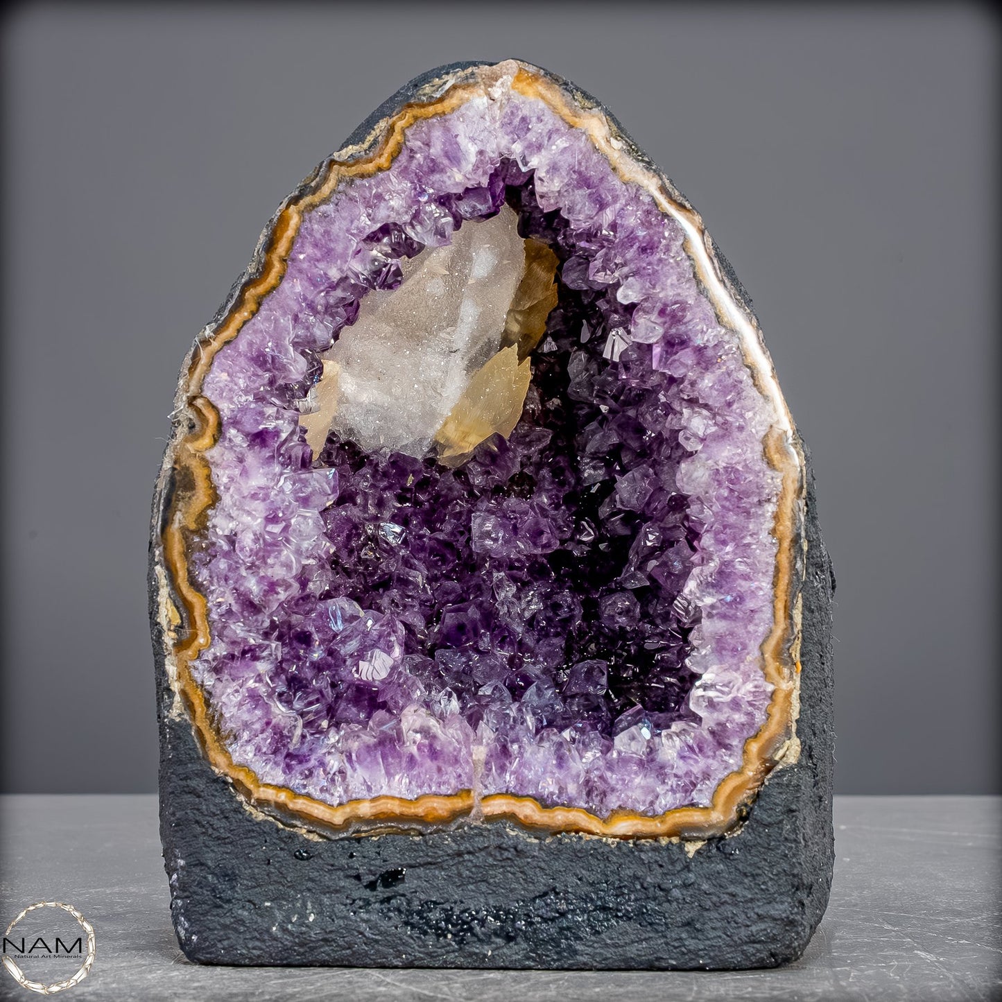 Amethyst-Druse mit Calcit aus Uruguay – 1626,45g