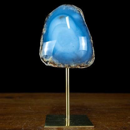 Natürlicher Blauer Chalcedon auf Ständer - 647,29g