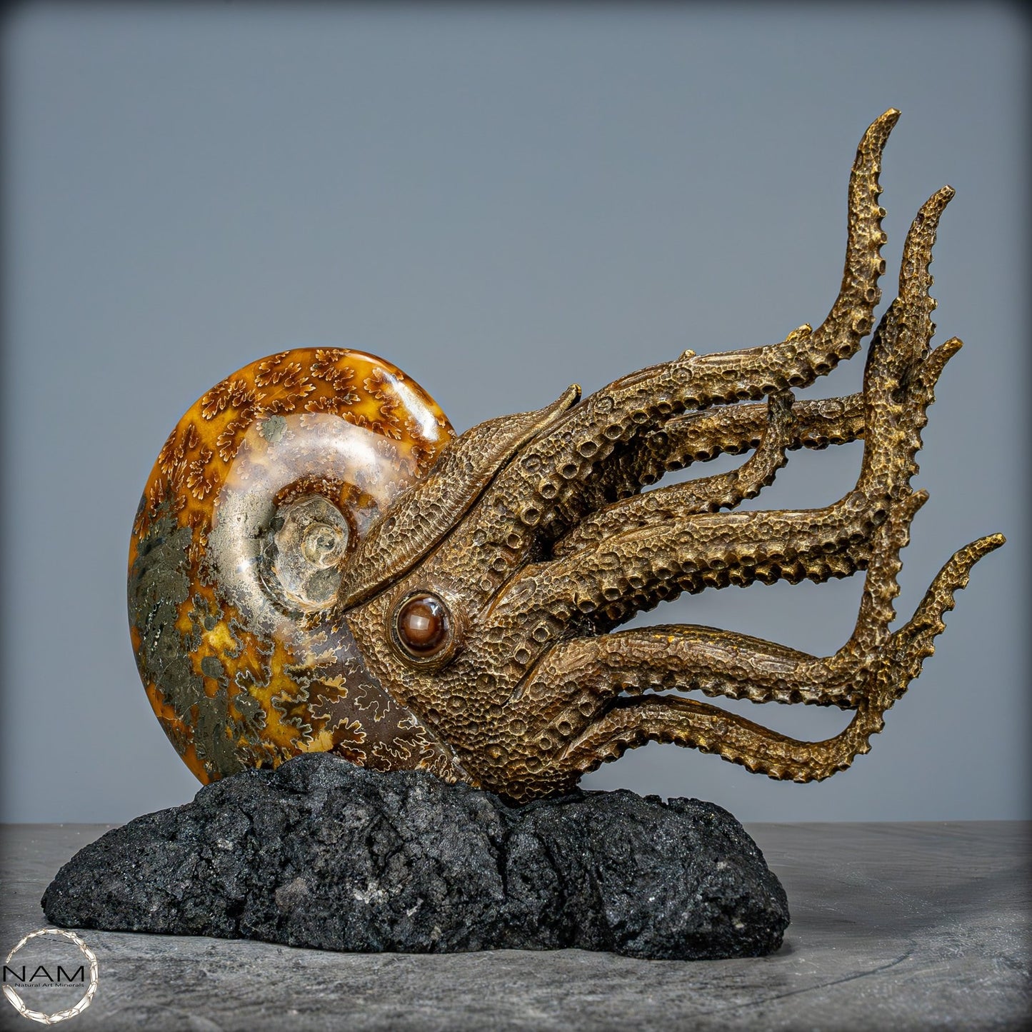 Natürlicher Ammonite verbunden mit Meisterhafter Kunst -1240,38g