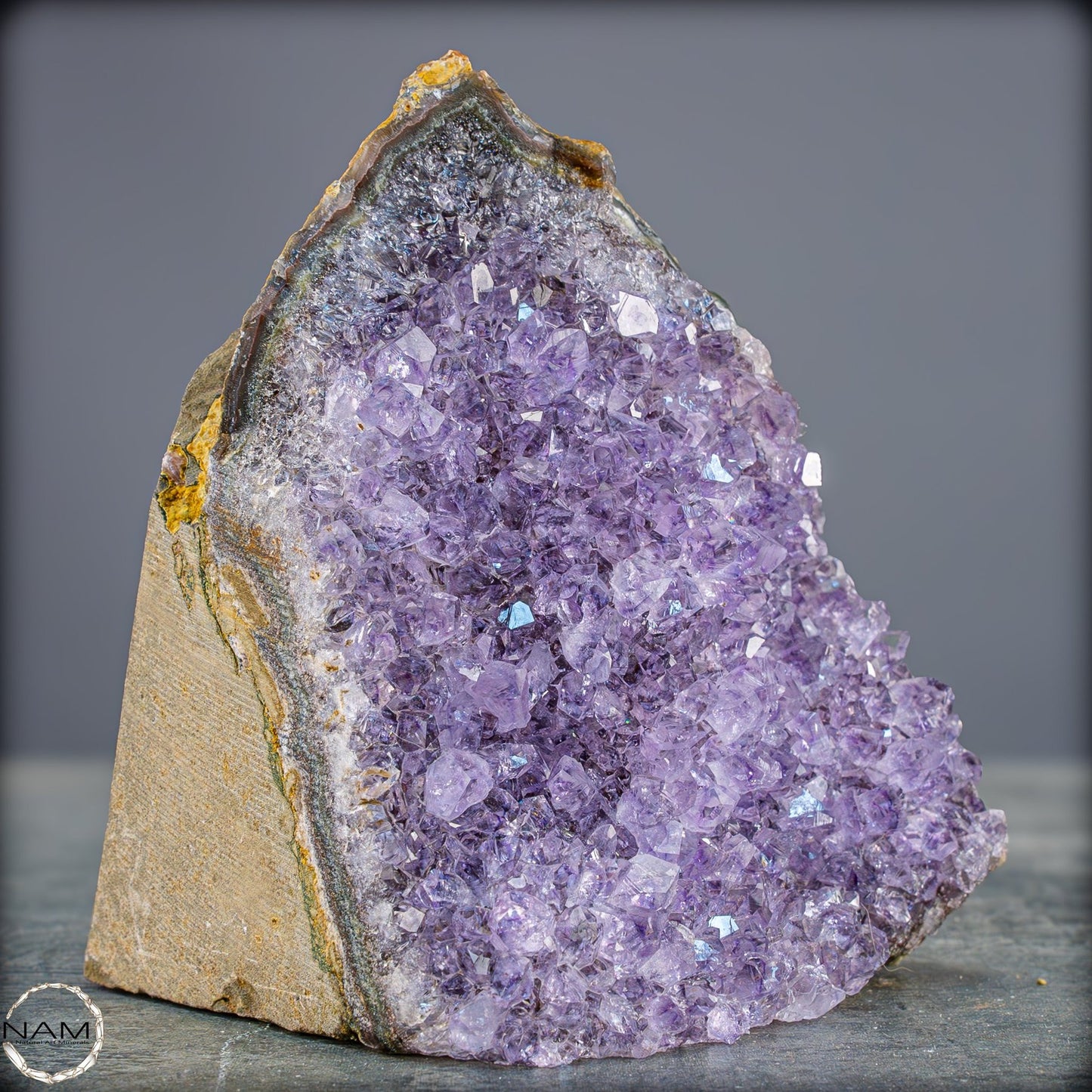 Natürliche Amethyst-Kristall Druse - 713,95g