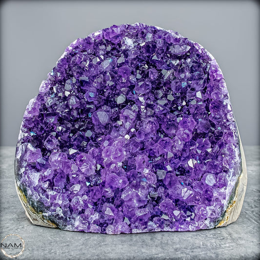 Natürliche Amethyst-Kristall Druse - 782,16g