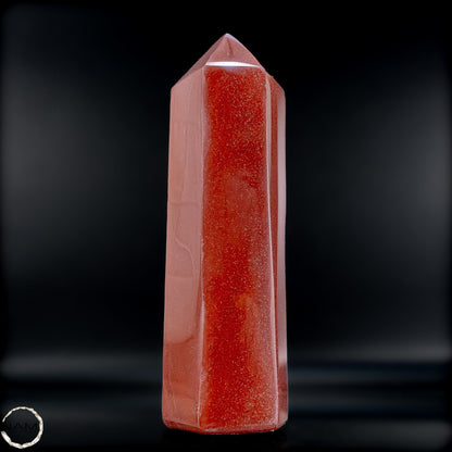 Ozean-Jaspis Obelisk – polierter Naturstein in kräftigem Rot - 1288,52g