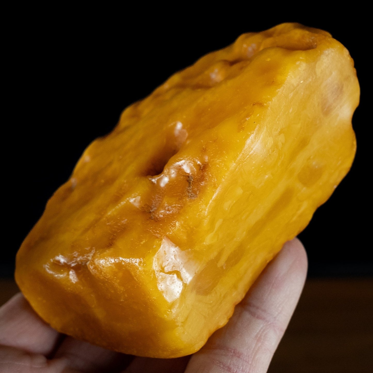 Natürlicher Butterscotch-Bernstein aus Russland, Kalingrad - 204,78g