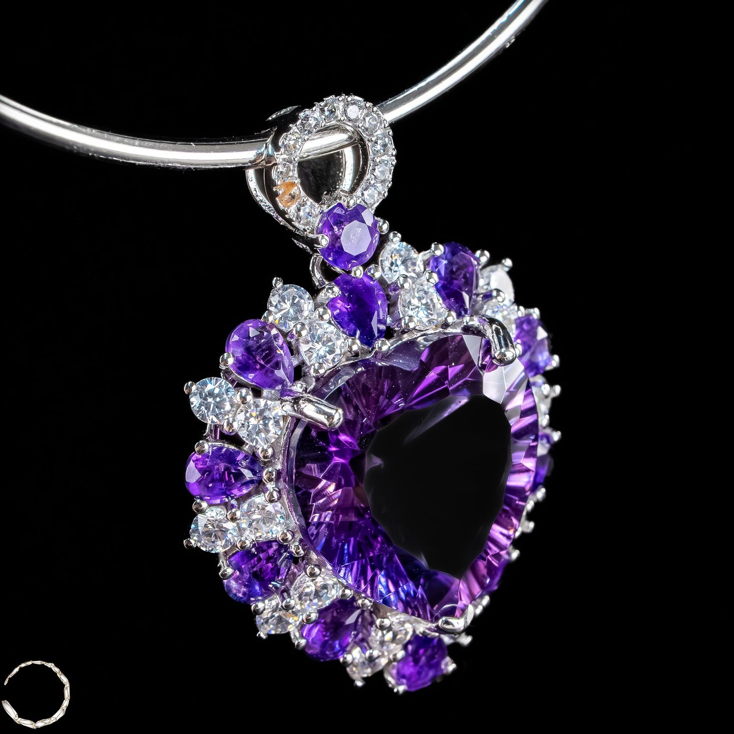 Amethyst-Anhänger – ein Meisterwerk aus Licht, Tiefe und Eleganz  6,97g 34,85ct