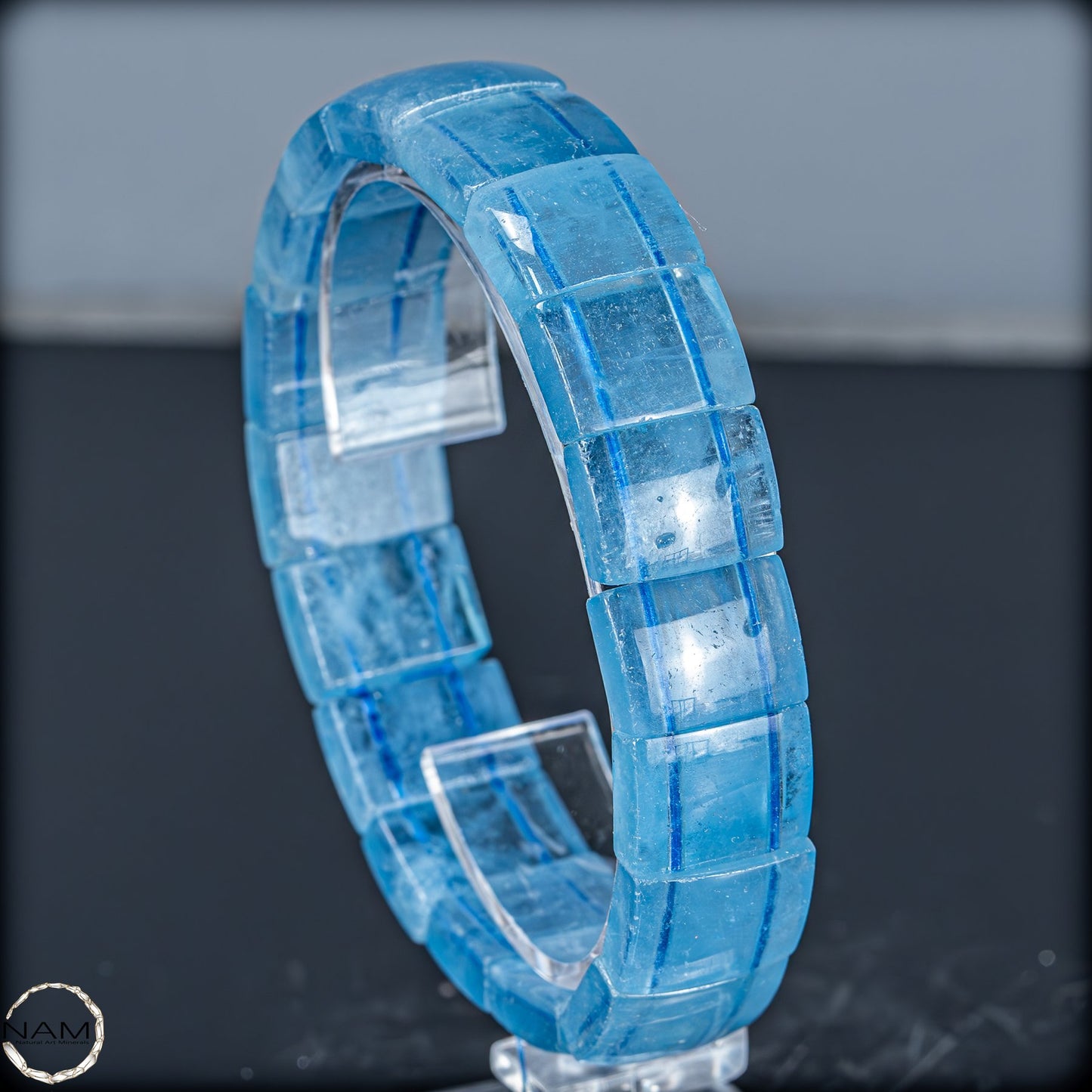 Eleganz in Blau – Aquamarin-Armband Afghanistan -