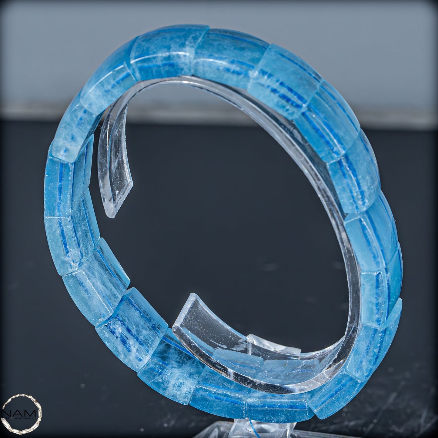 Eleganz in Blau – Aquamarin-Armband Afghanistan -