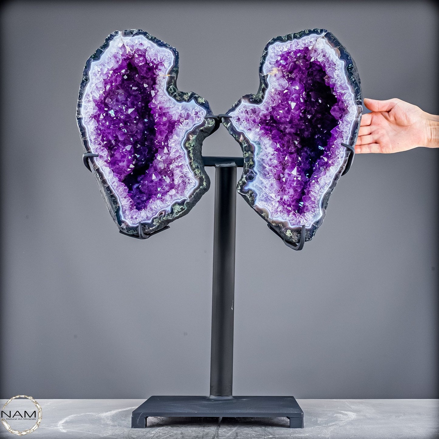 Natürliche Amethyst Drusen Flügel auf Ständer - 24320,31g