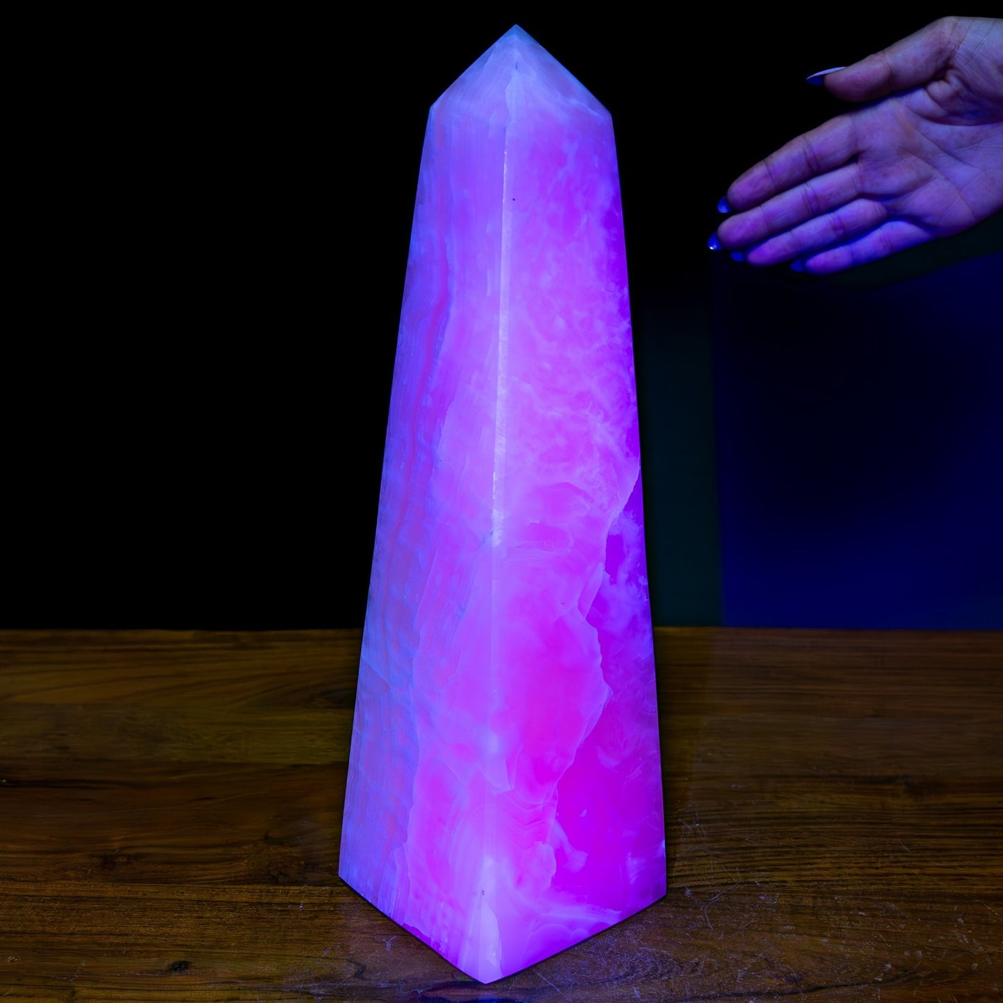 Natürlicher Pinker Aragonit - Kristall Obelisk - 4396,73g