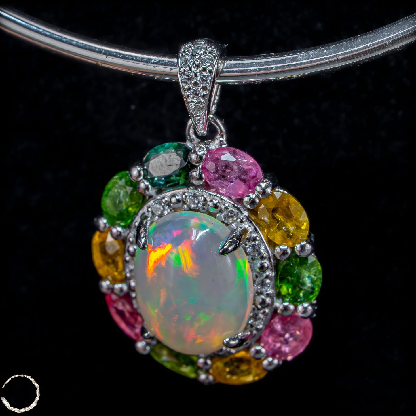 Welo Opal & Turmalin Anhänger – Farbenpracht in vollendeter Harmonie 3,47g 17,35ct