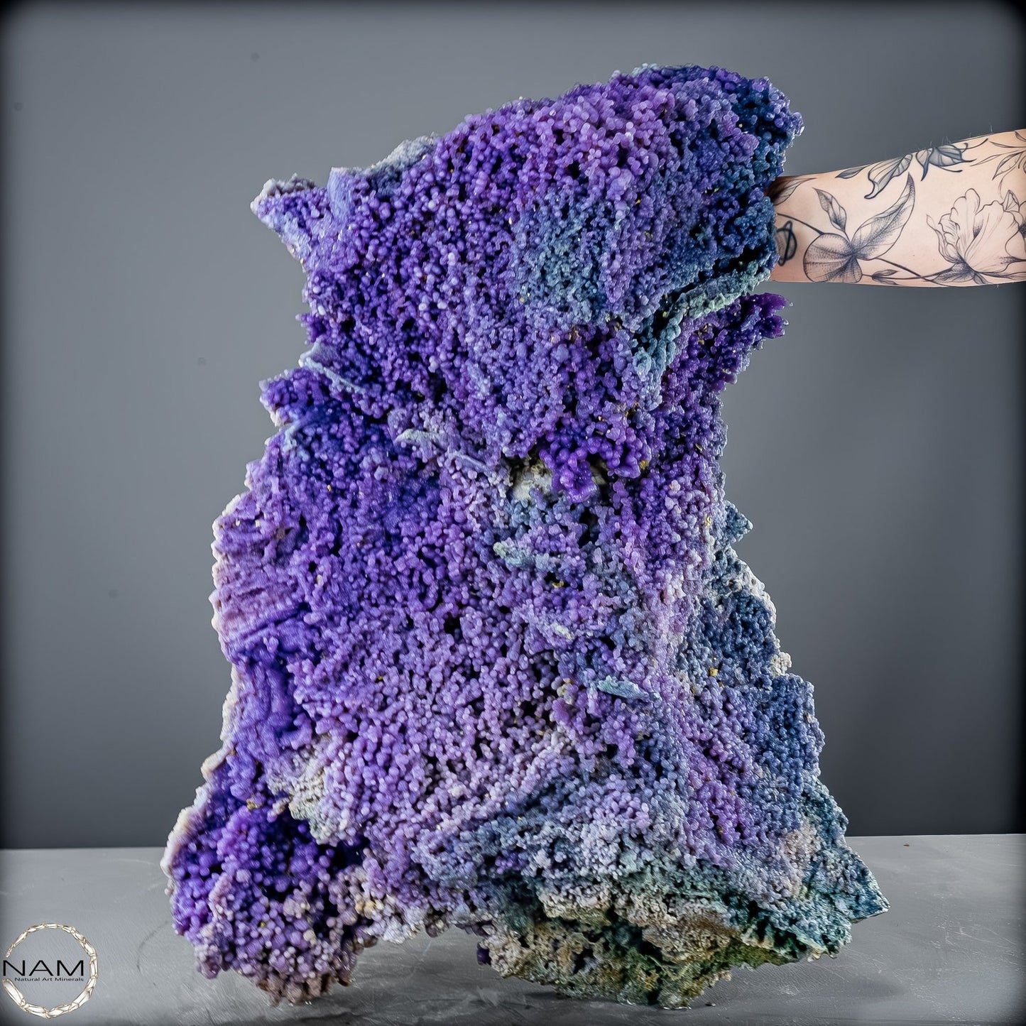 Natürliche Botroidale Chalcedon-Formation „Traubenachat“- 25807,99g