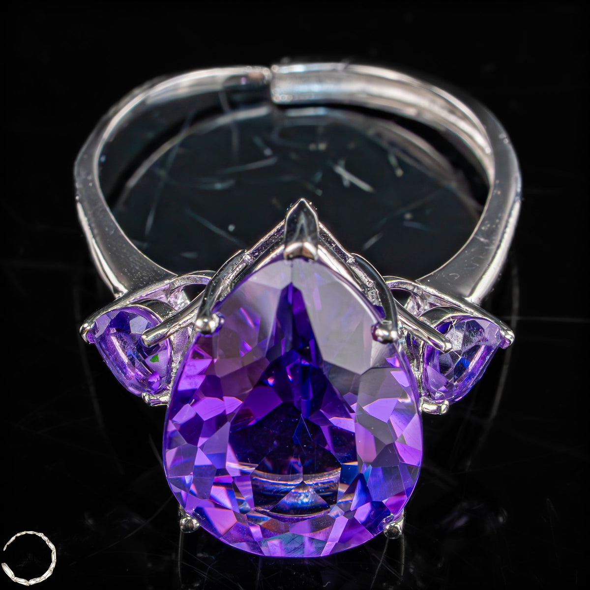 Einzigartiger Amethyst-Ring aus 925er Silber - 5,41g