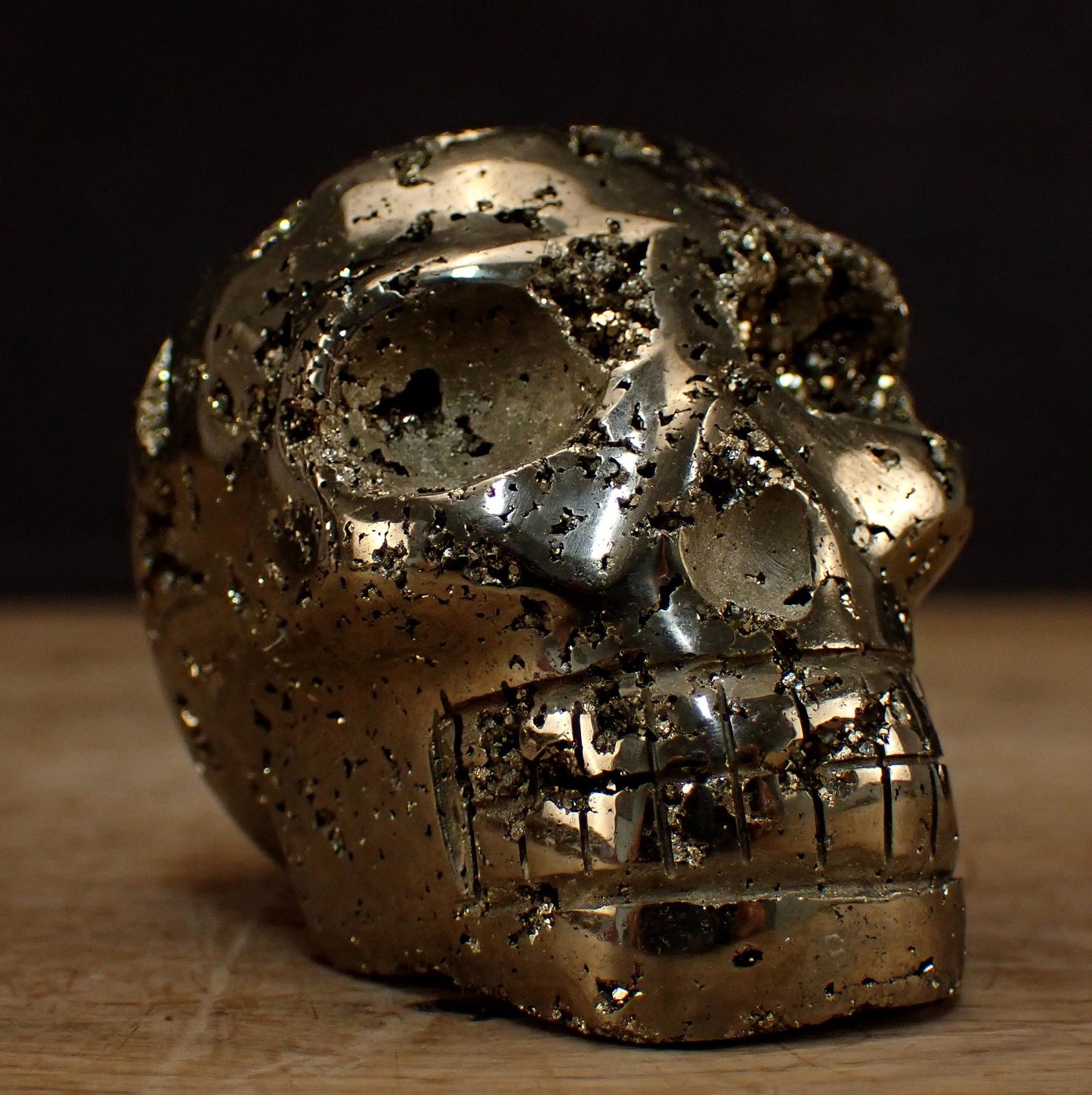 Pyrit Schädel/Totenkopf Skulptur - 414,47g - 71x53x52 mm