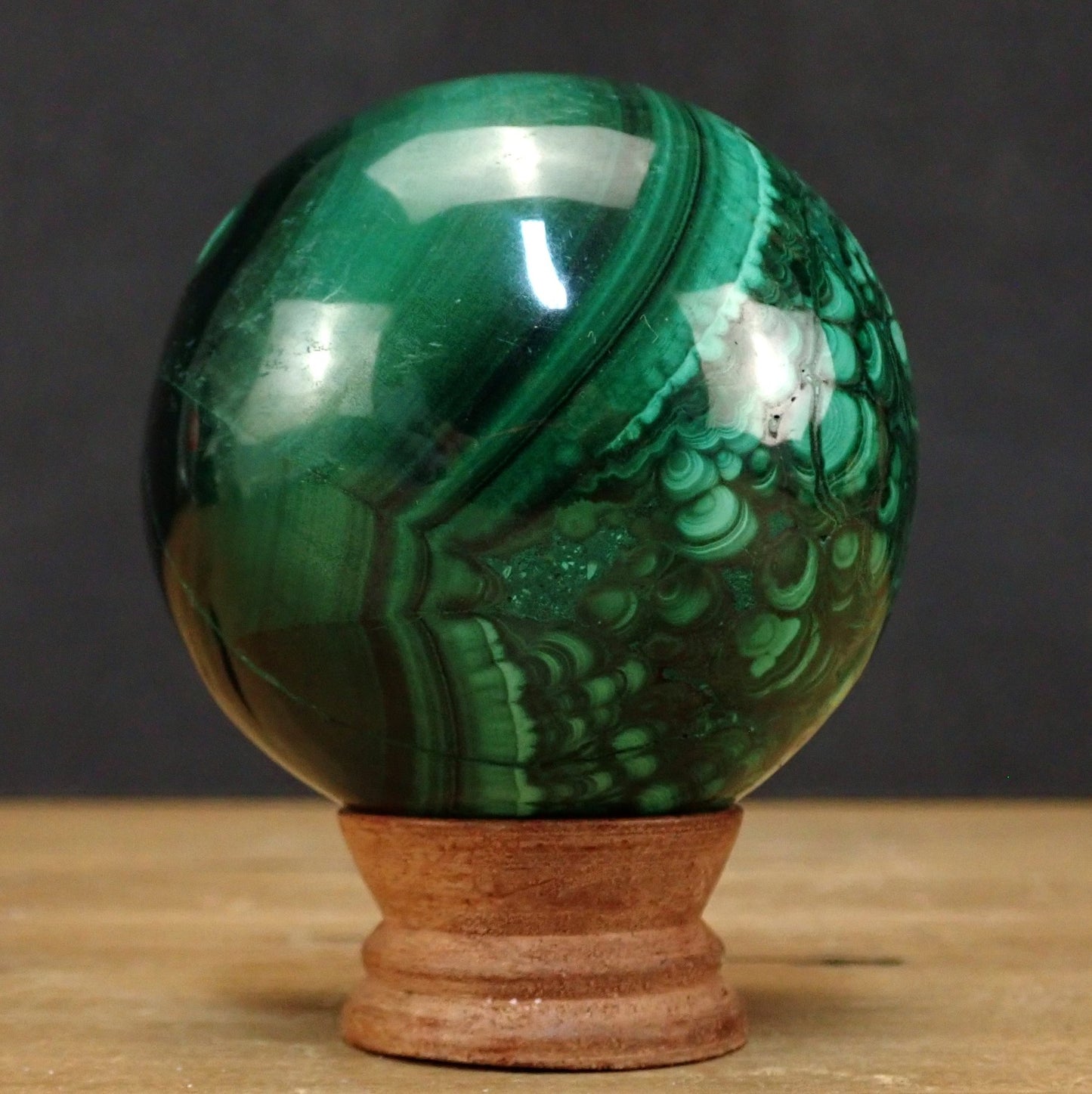 Natürliche Malachit-Kristall Kugel, Kongo - 1102,90g - 82.69mm