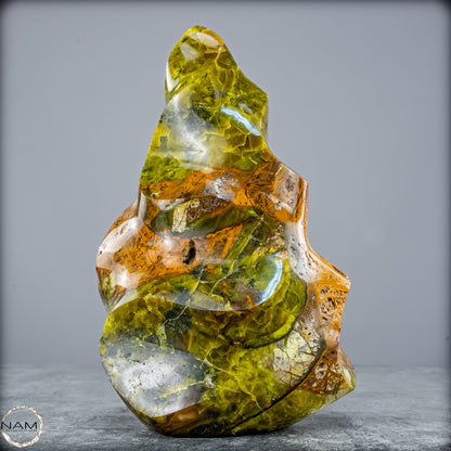 Natürliche Grüner Opal-Kristall Flamme -1052,42g