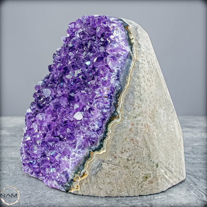Natürliche Amethyst-Kristall Druse - 782,16g