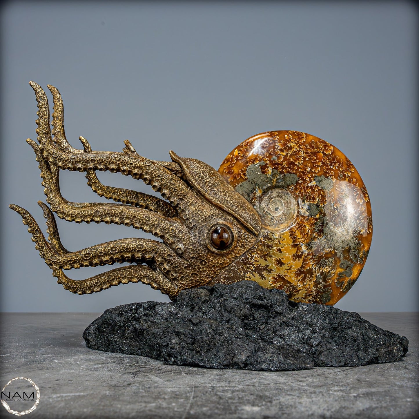 Natürlicher Ammonite verbunden mit Meisterhafter Kunst -1240,38g