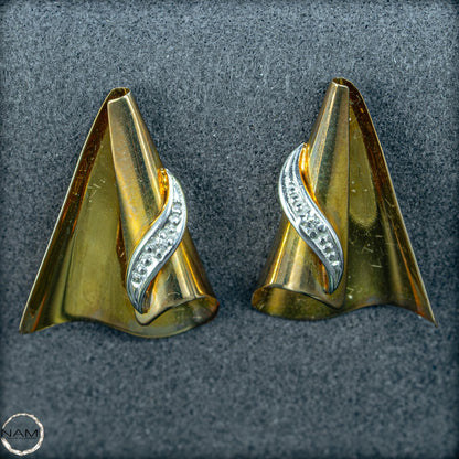 Goldene Eleganz – Moderne Ohrringe mit funkelnden Diamanten 333erGold  19,15ct