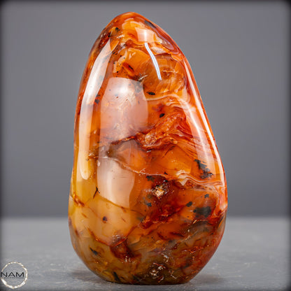 Natürlicher Roter Carneol-Kristall Freiform - 691,17g