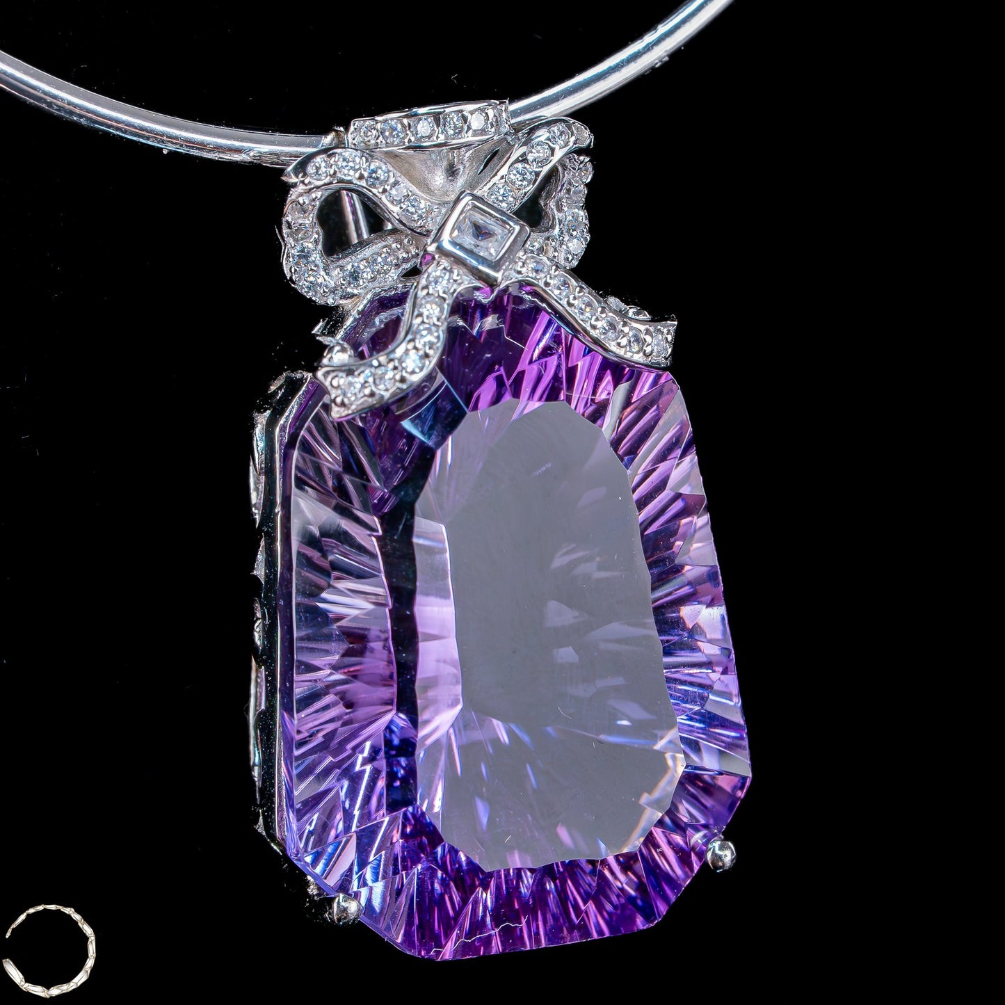 Amethyst-Anhänger – ein Meisterwerk aus Licht, Tiefe und Eleganz - 14,85g