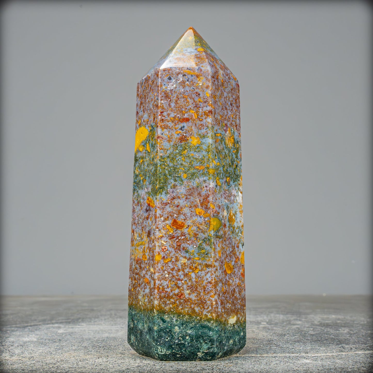 Natürlicher Ocean Jasper Kristall-Obelisk - 518,17g