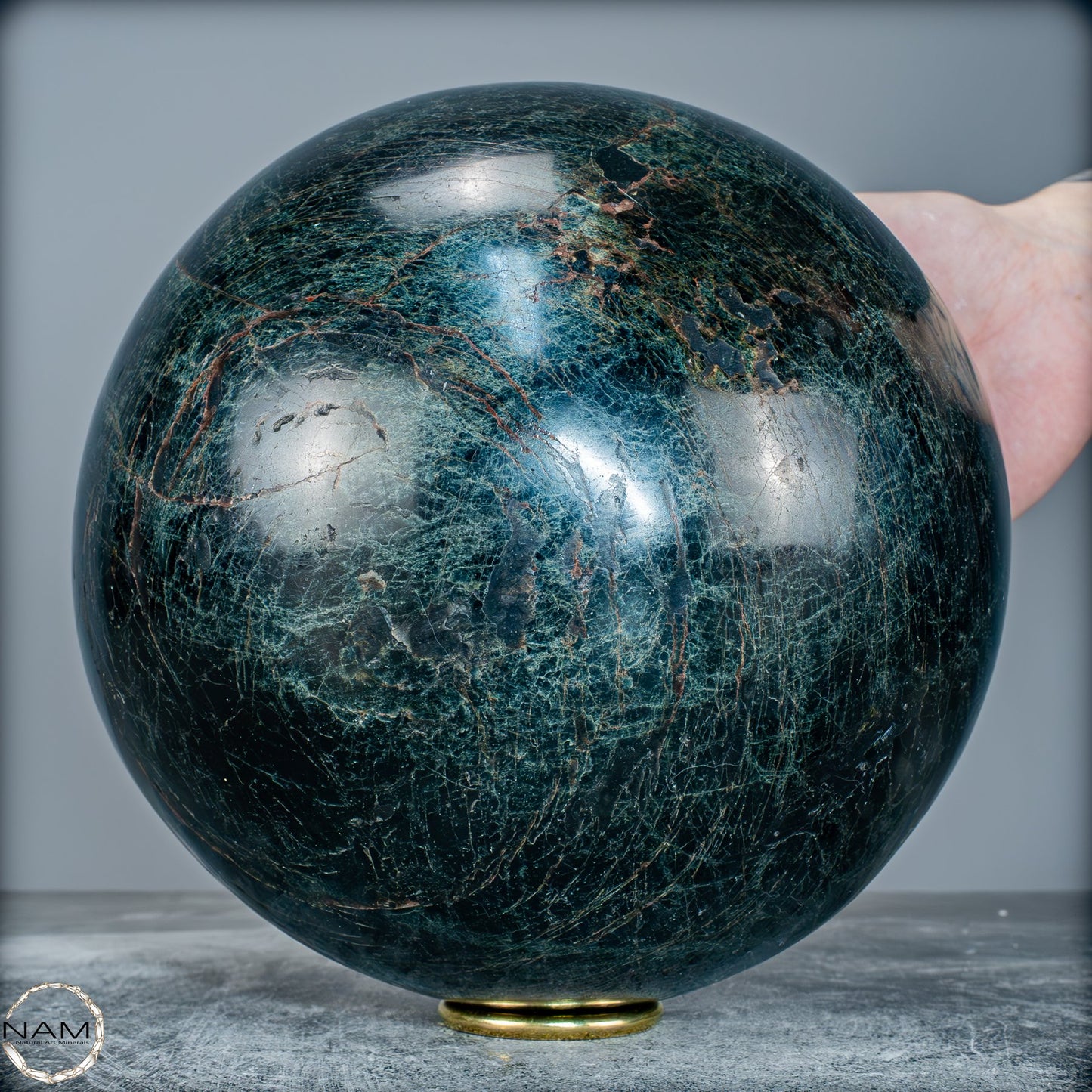 Grünschwarze Turmalin Kugel – Kraftvolle Eleganz der Natur - 9705,94g