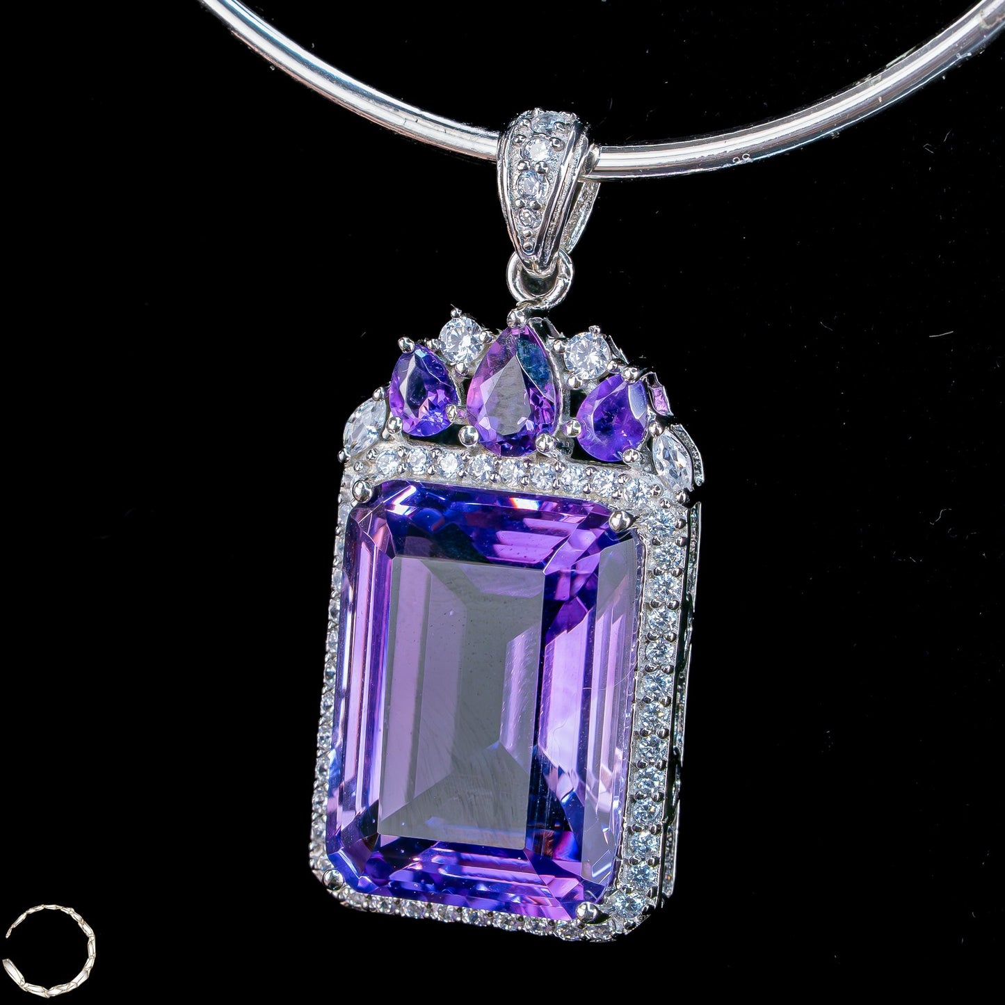 Amethyst-Anhänger – ein Meisterwerk aus Licht, Tiefe und Eleganz 6,71g 33,55ct