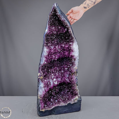 Amethyst-Druse–Naturkunst voller Kristallenergie- 41568,29g