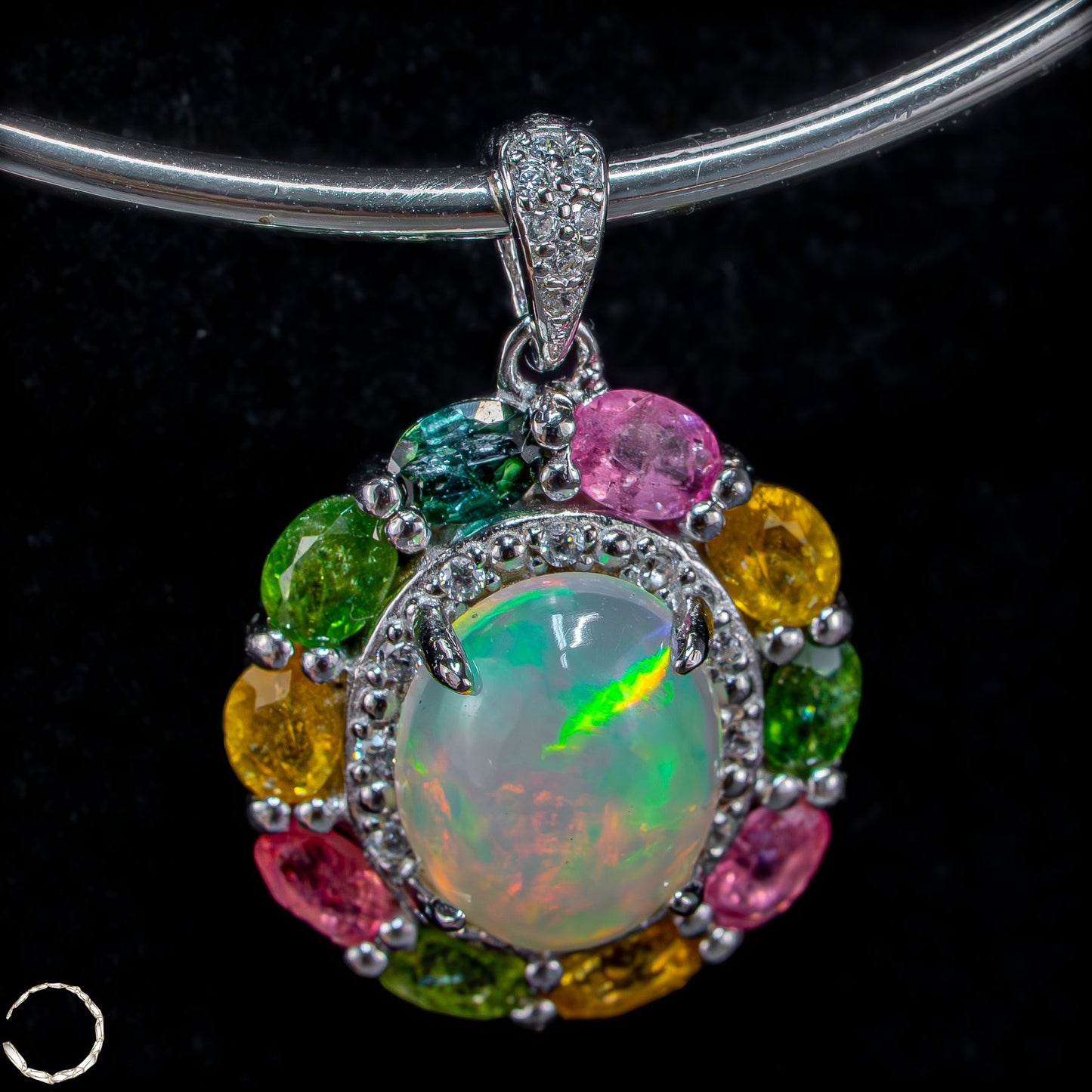 Welo Opal & Turmalin Anhänger – Farbenpracht in vollendeter Harmonie 3,47g 17,35ct
