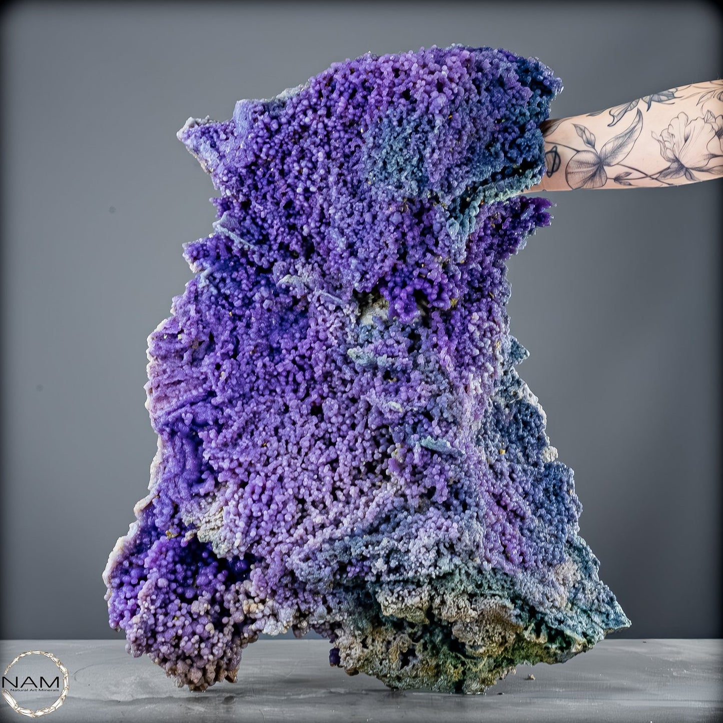 Natürliche Botroidale Chalcedon-Formation „Traubenachat“- 25807,99g