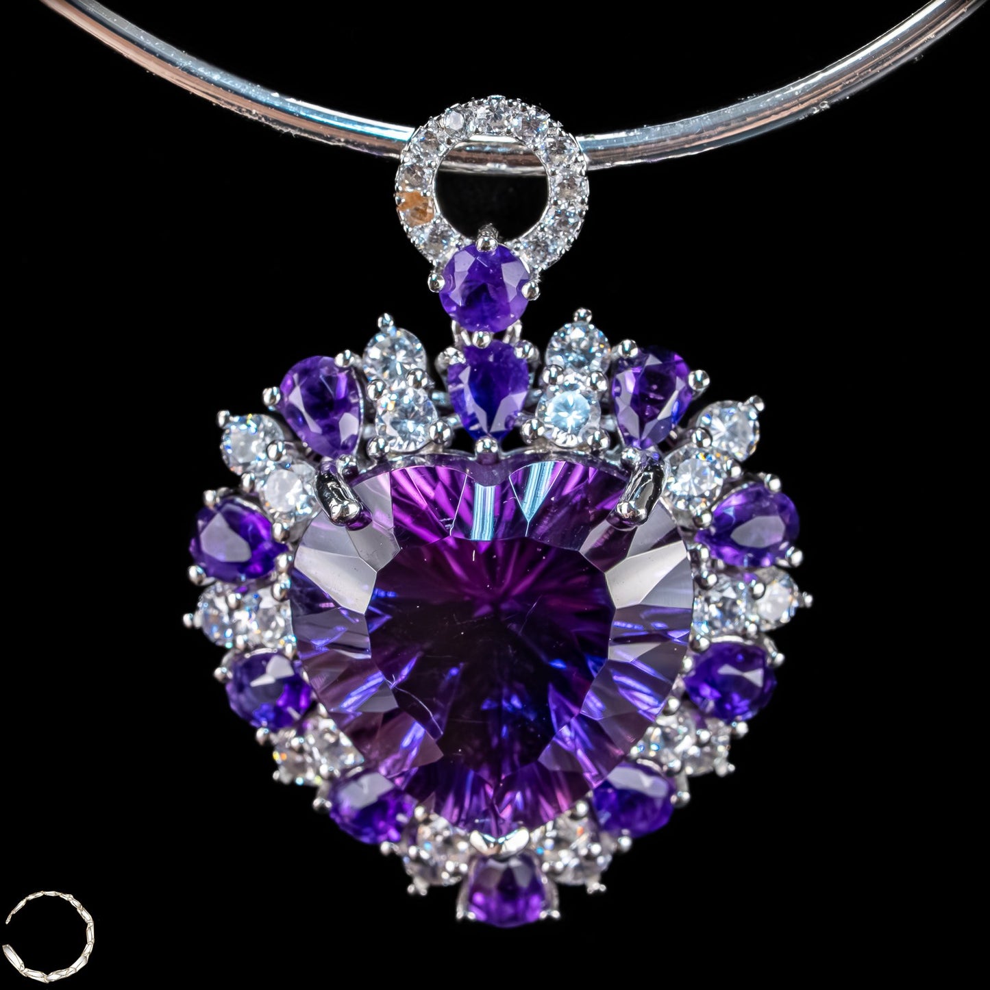 Amethyst-Anhänger – ein Meisterwerk aus Licht, Tiefe und Eleganz  6,97g 34,85ct