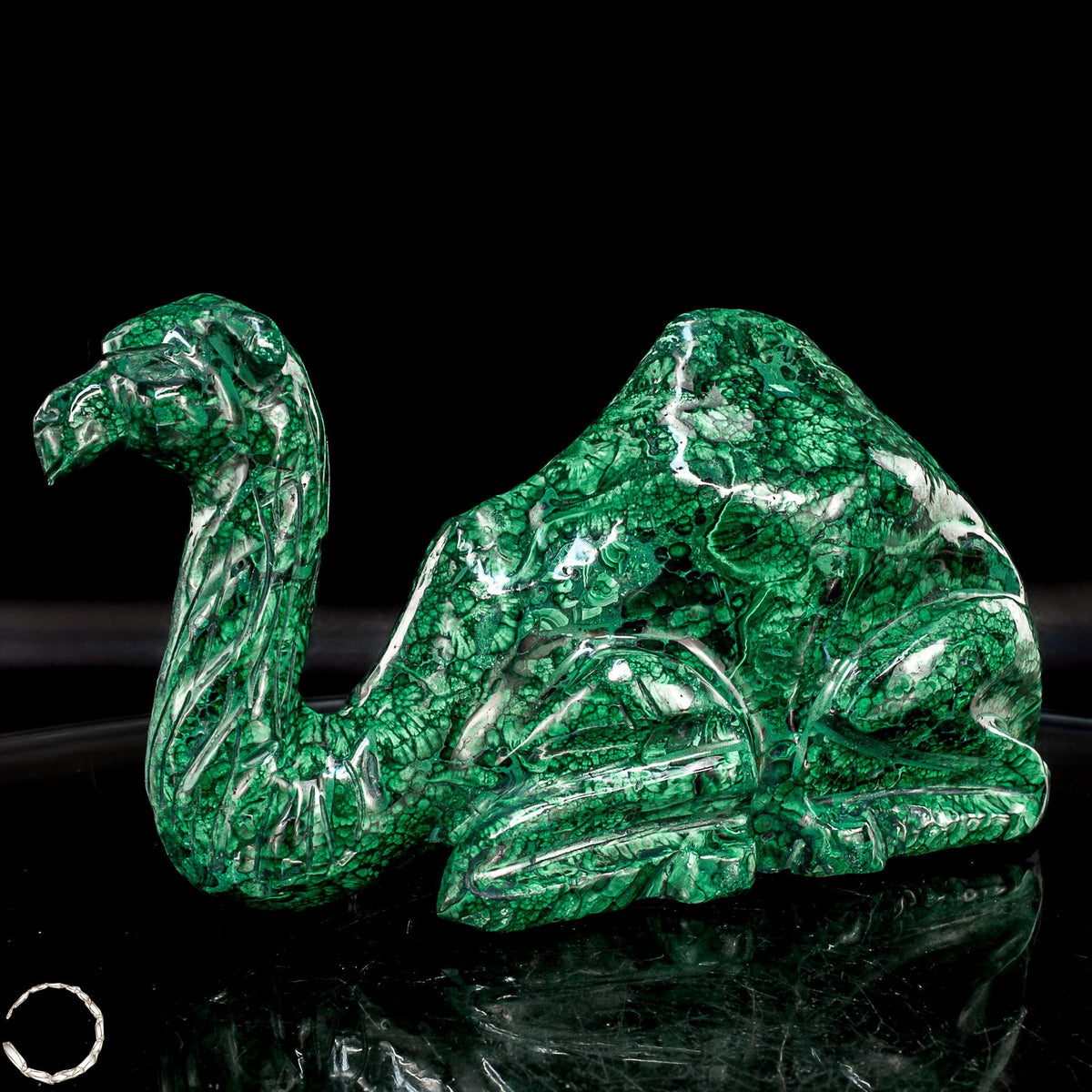 Sehr alte Malachit Skulptur Kamel, Kongo - 1844,82g