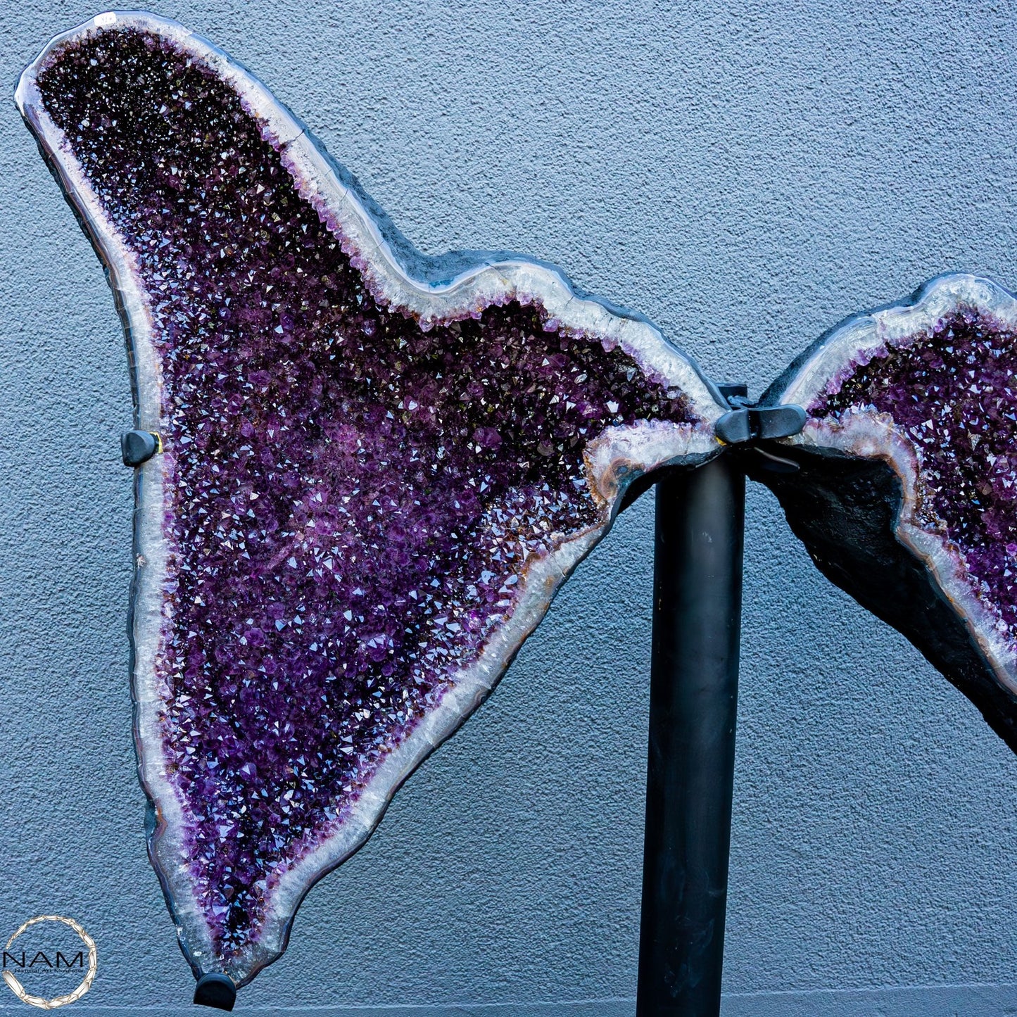 Einzigartige Massive Amethyst-Geode - Museumsqualität - 81 KG