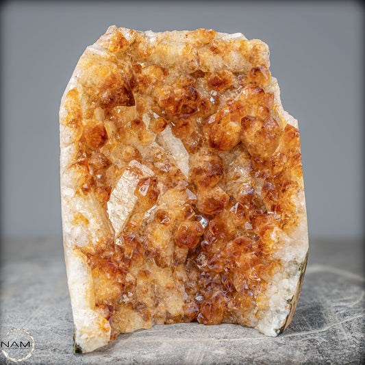 AAA++ Citrin-Quarzkristall Druse mit Calzit, Brazil - 1712,25g