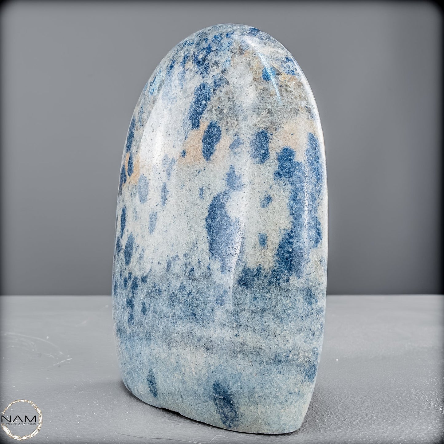 Natürliche K2 Freiform aus Madagaskar - 904,94 g