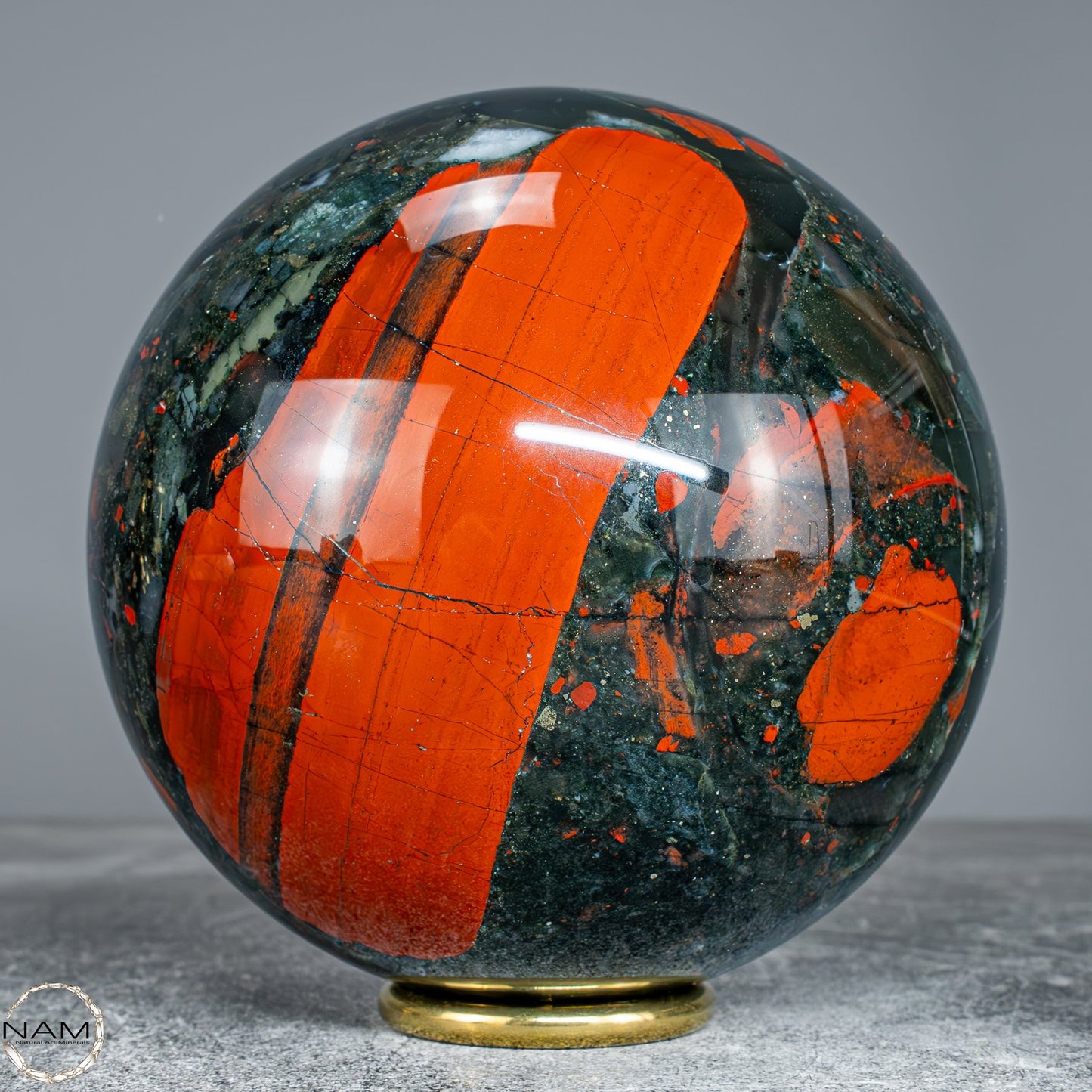 Natürliche Drachenblut-Jaspis Kugel aus Afrika -1799,31g