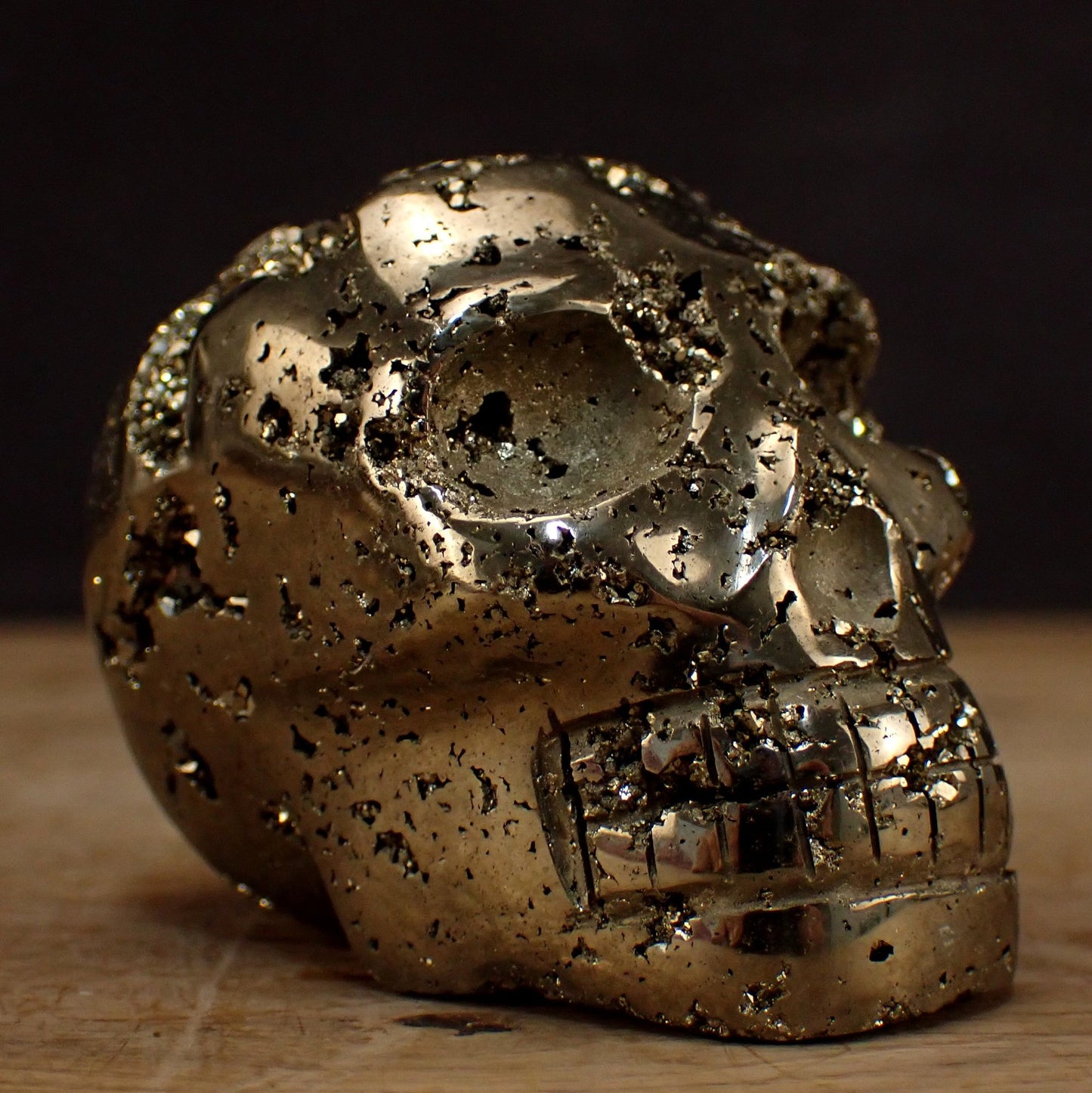 Pyrit Schädel/Totenkopf Skulptur - 414,47g - 71x53x52 mm