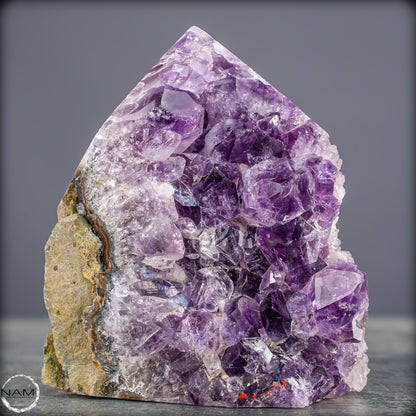 Natürliche Amethyst-Kristall Druse/Spitze - 718,19g