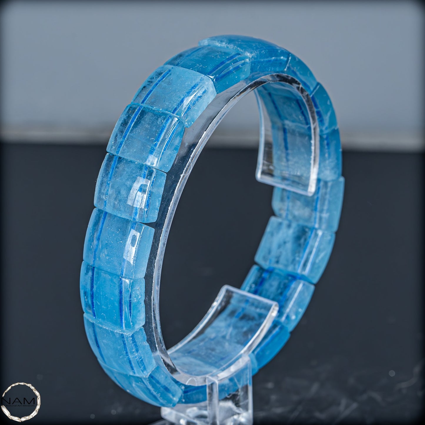 Eleganz in Blau – Aquamarin-Armband Afghanistan -