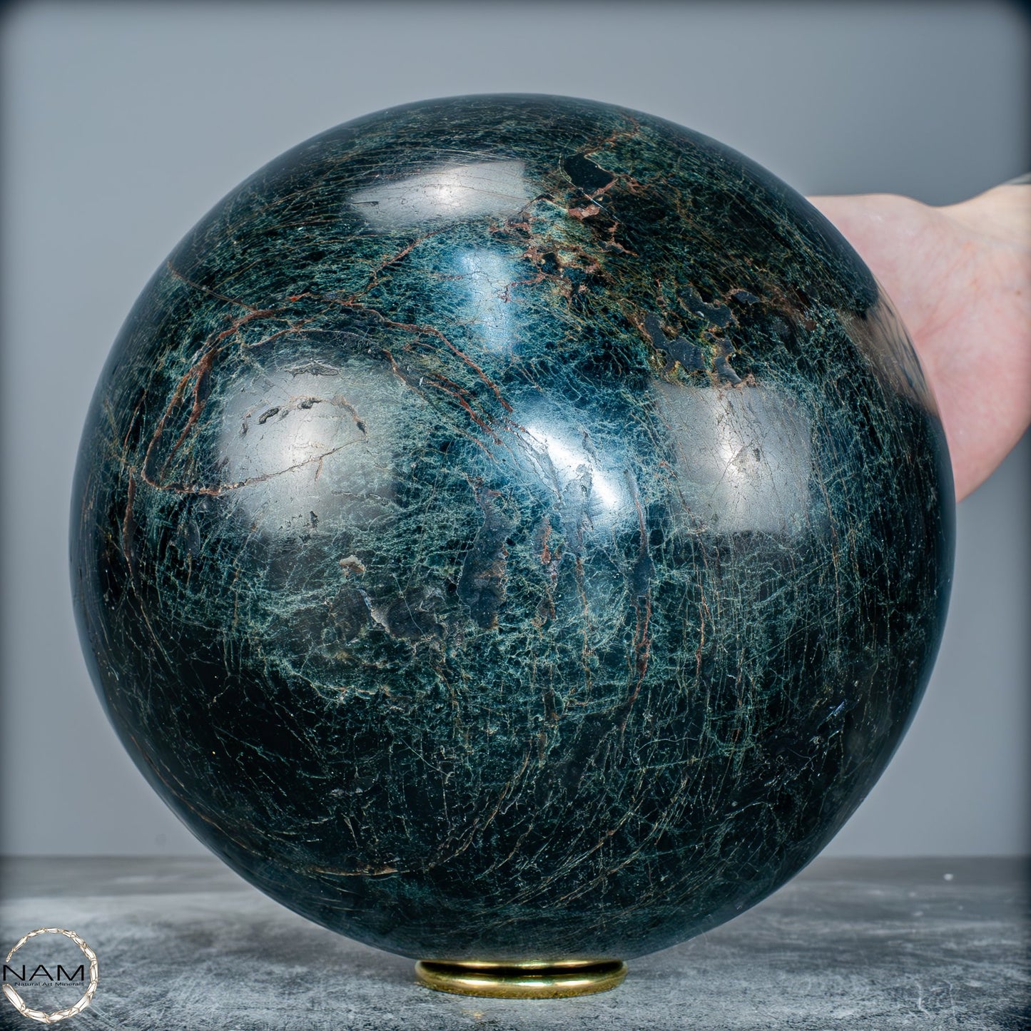 Grünschwarze Turmalin Kugel – Kraftvolle Eleganz der Natur - 9705,94g