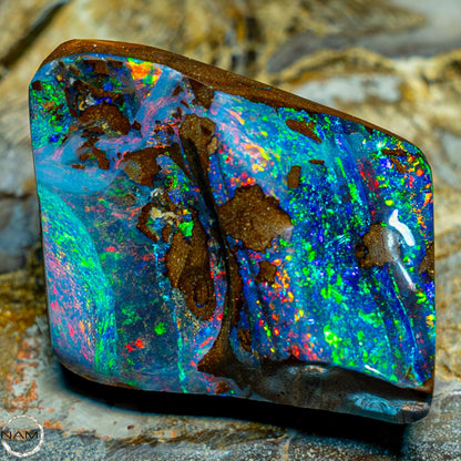 Natürlicher Boulder Opal aus Australien Edelsteinqualität Poliert - 11,202g