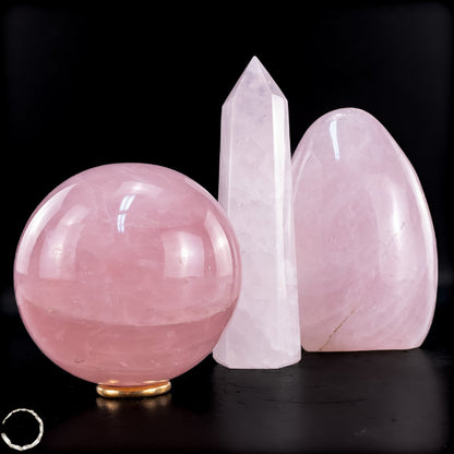 Rosenquarz-Set –  aus Turm, Freiform und Kugel 2118,31g