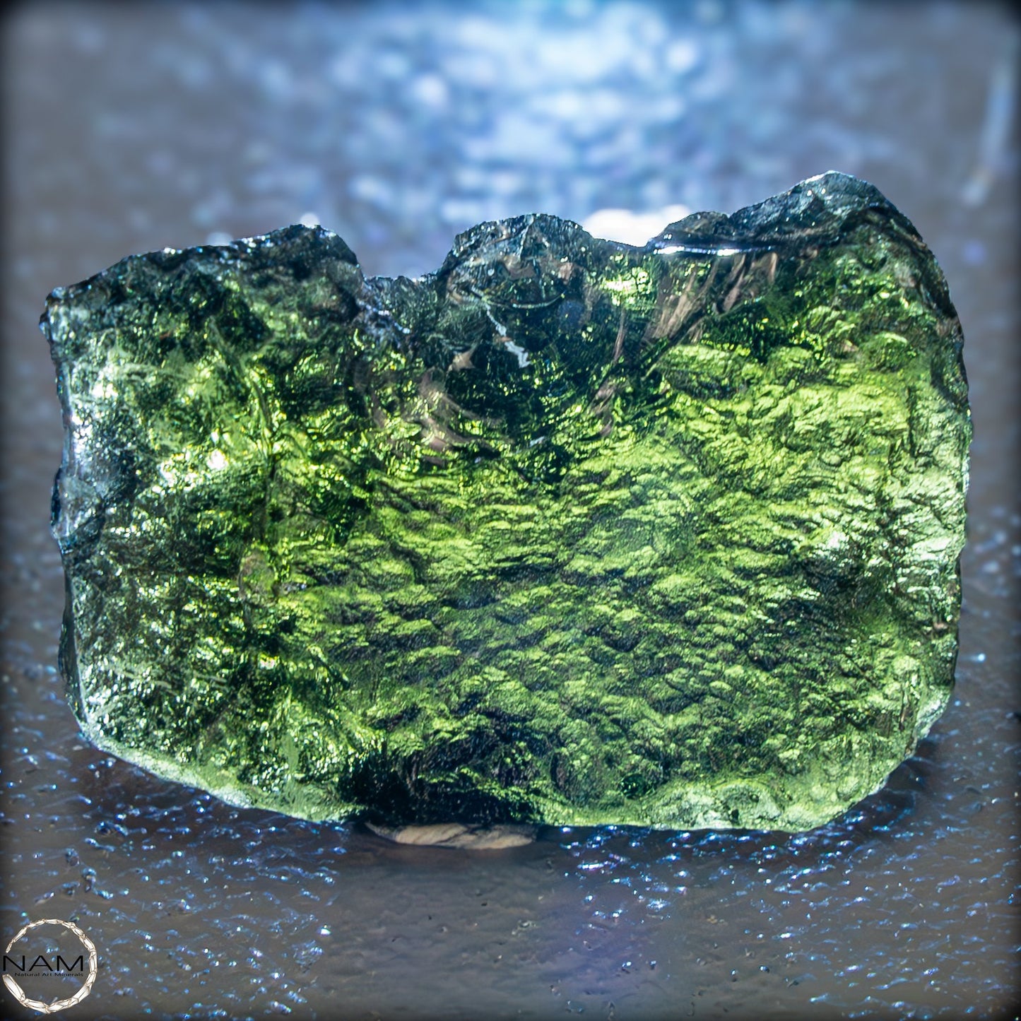 Großer Natürlicher Moldavit Kristall -11,11g 55,55ct