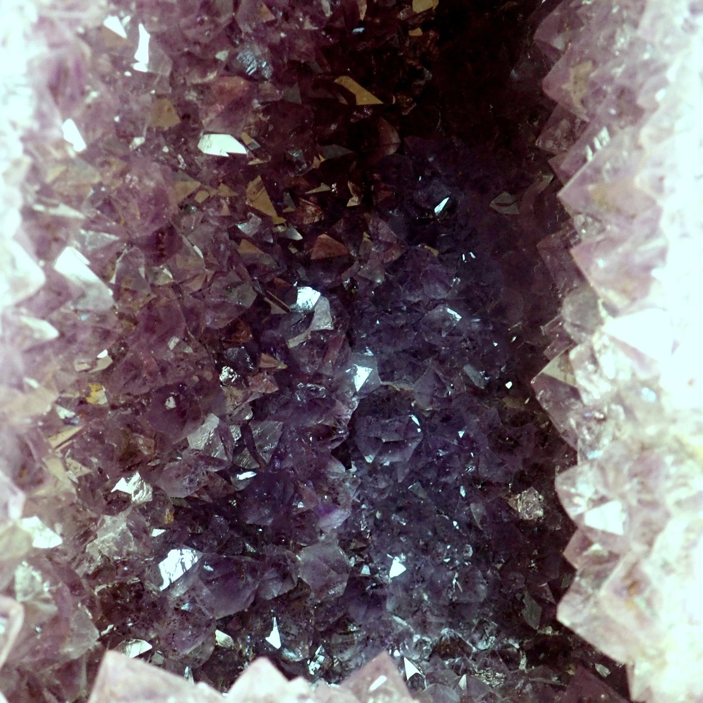 Große Amethyst Druse - 17520,18g - 395x185x205mm