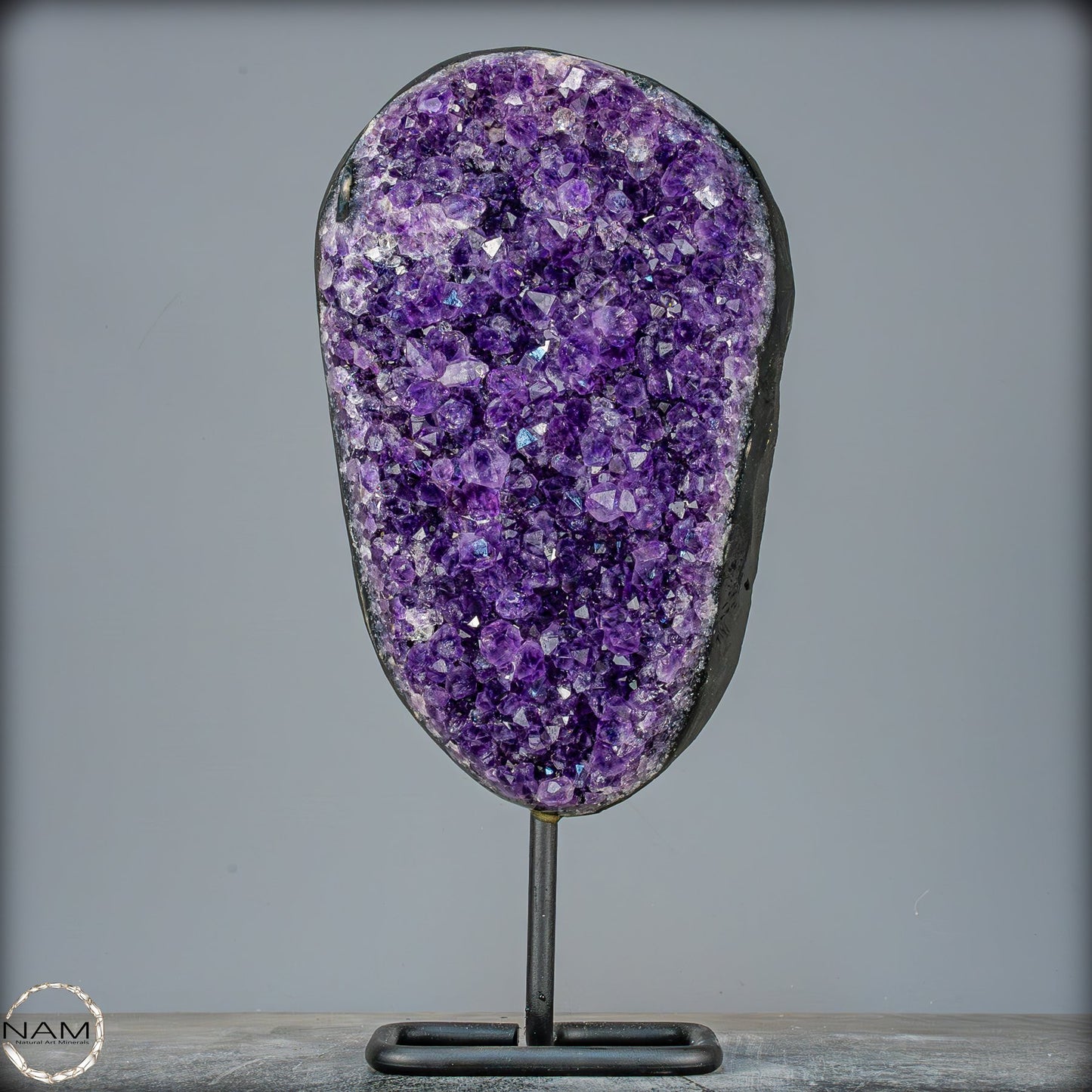 Natürliche Amethyst-Kristalle/Druse auf Ständer - 3254,18g